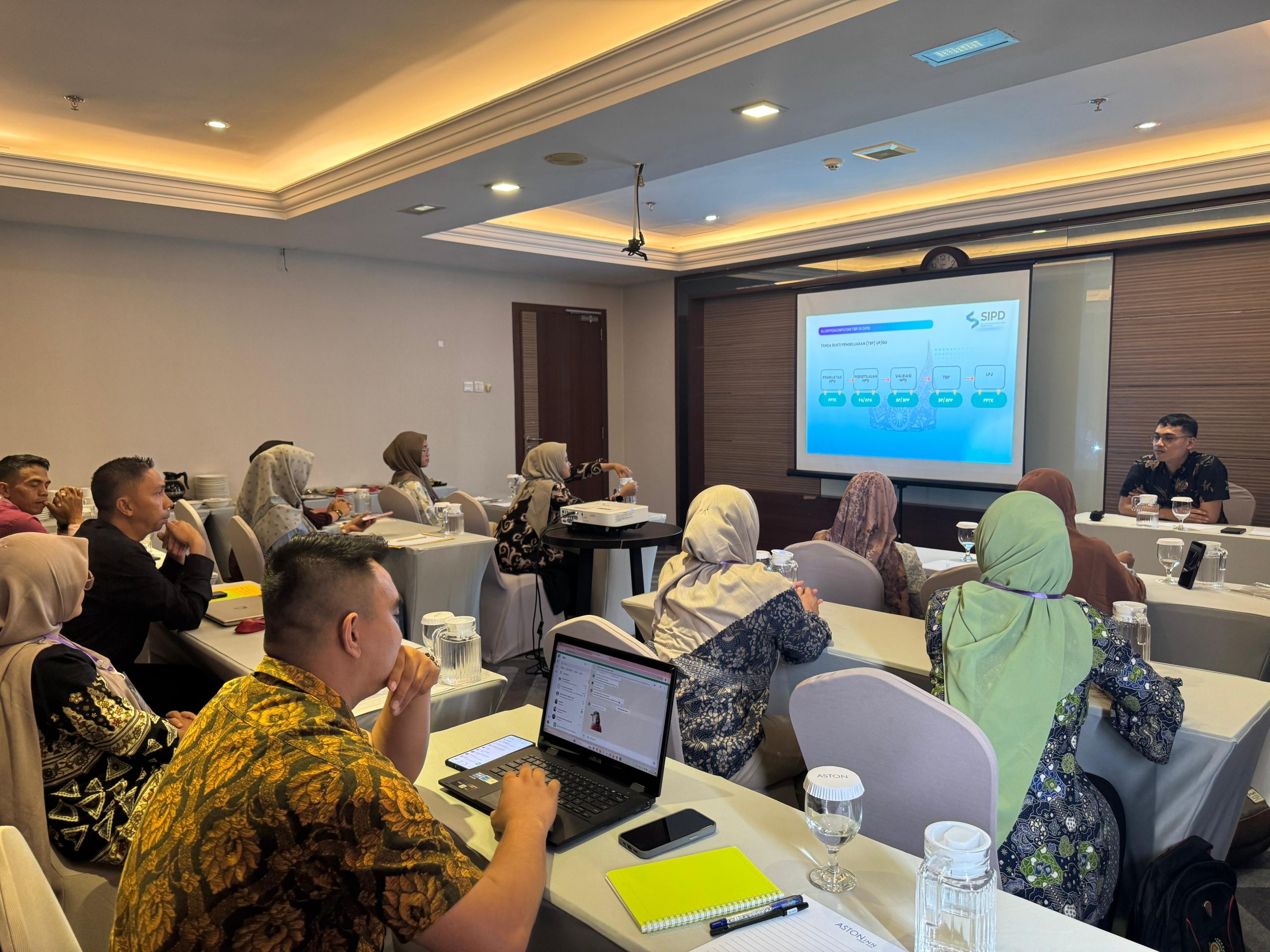 TRAINING DIGITALISASI LABORATORIUM DAN SISTEM INFORMASI LABORATORIUM (LIMS) 2025