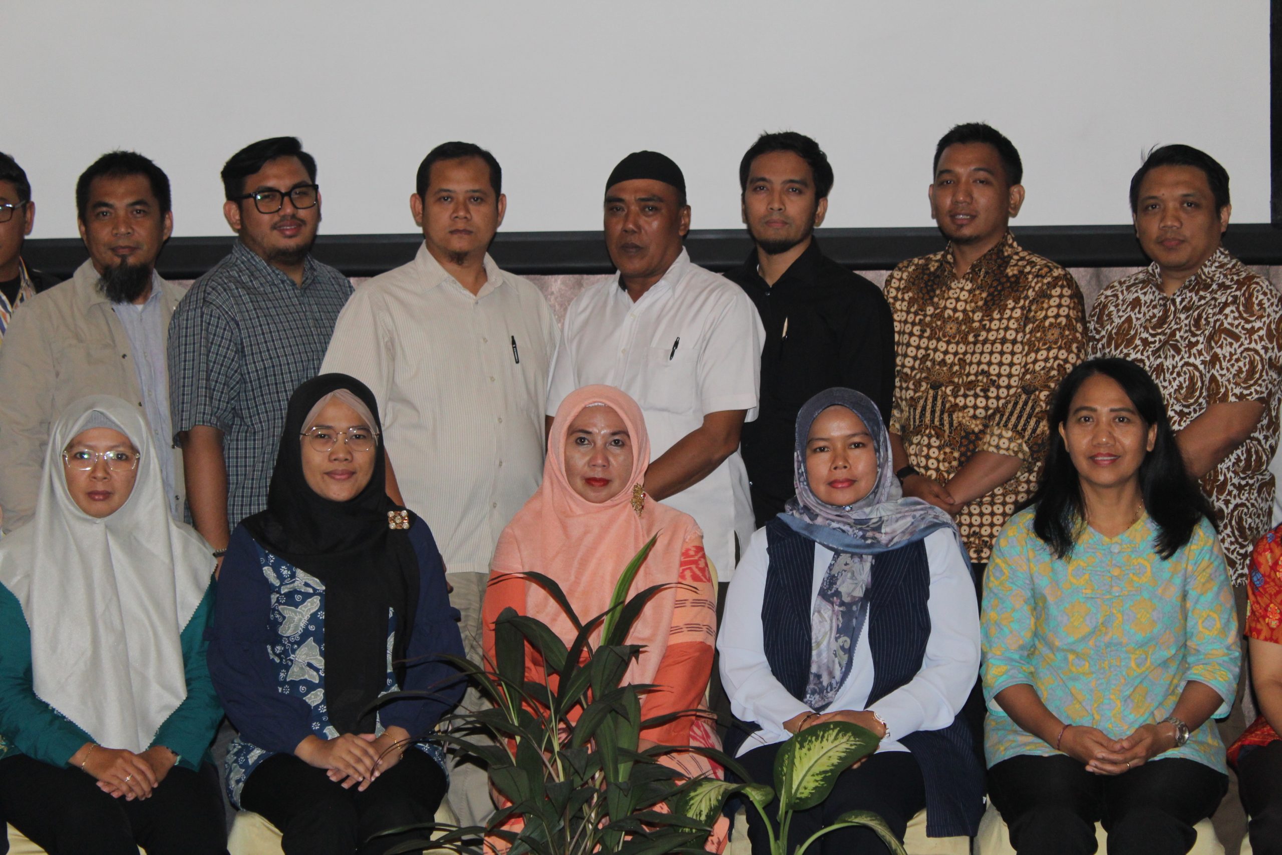 BIMTEK PEMBUATAN KONTEN KREATIF DAN VIDEO INFORMASI PUBLIK 2025/2026